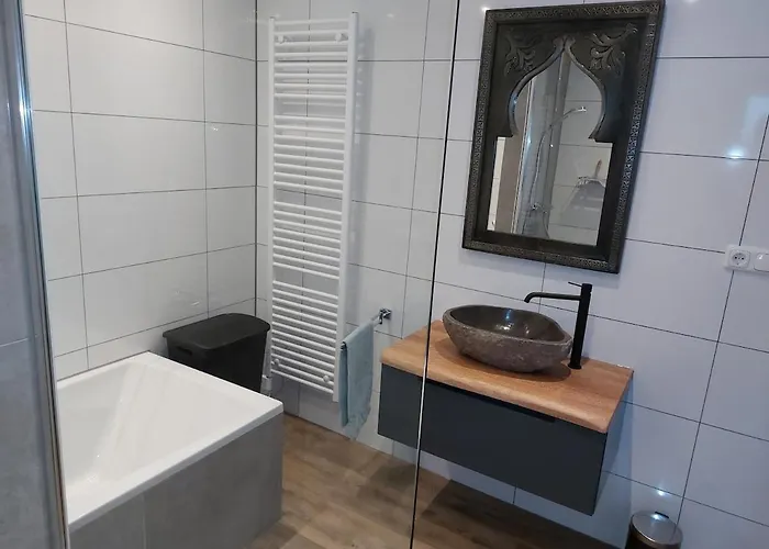 Luxe Vakantiebungalow Casa Anstelvallei * Kerkrade